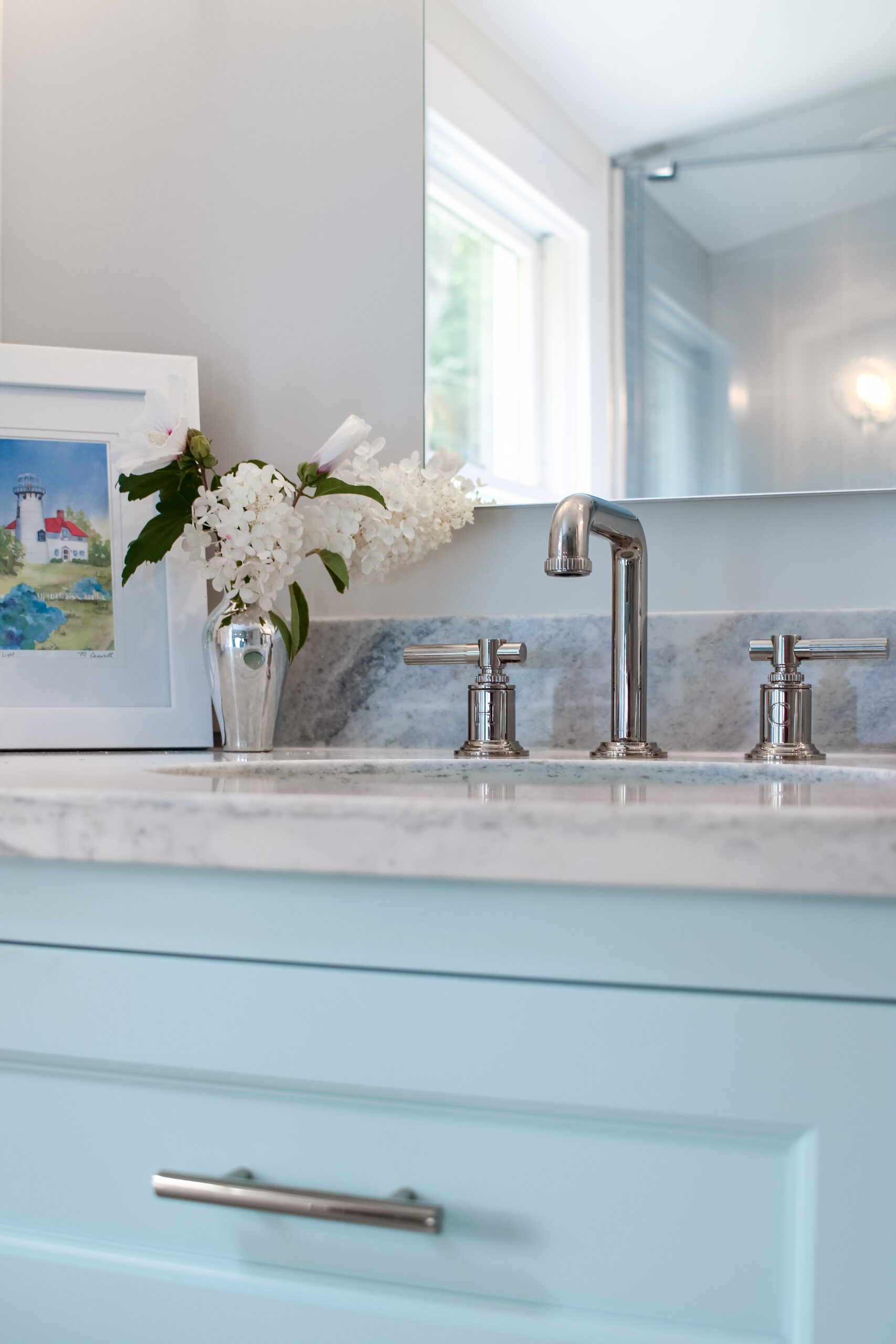 Airy Coastal Blue Bath