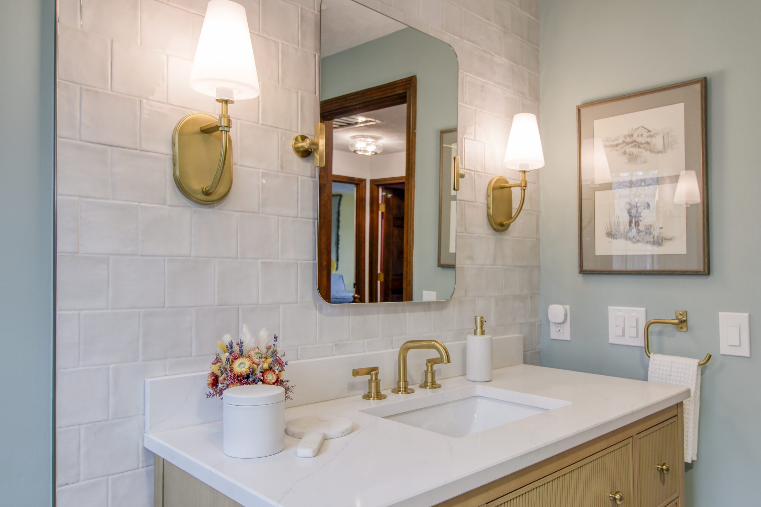 Brass Details in the Bath